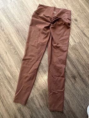 CSB Scrunch Bum High-Rise Leggings in Espresso
